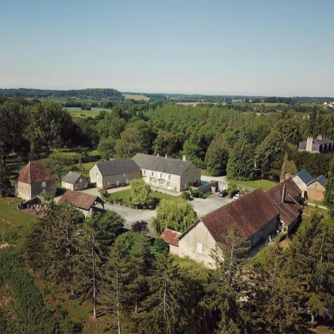 Charmante Maisonette A Arconnay Exterior foto